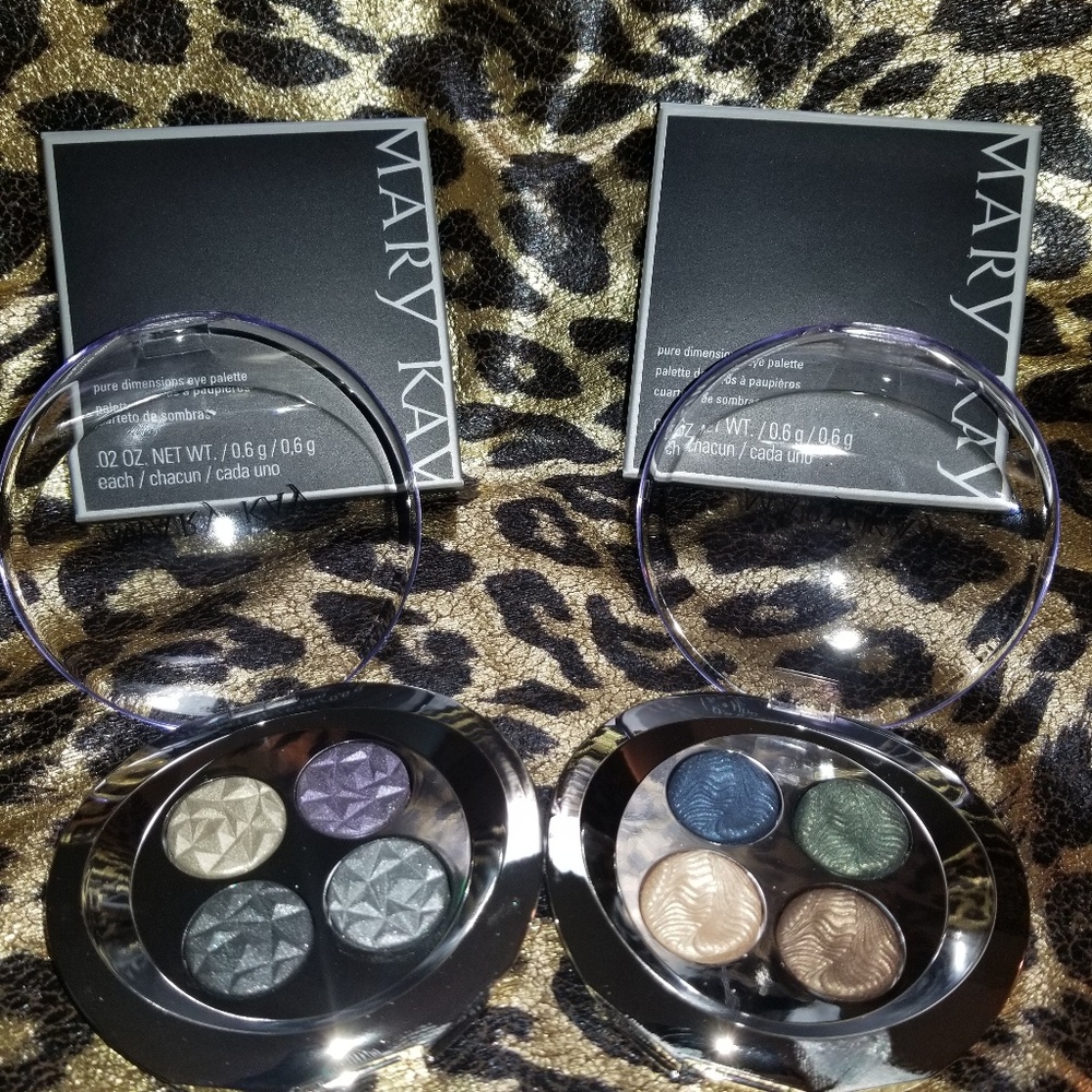 🙀*(Super rare)*pure dimensions eye palette